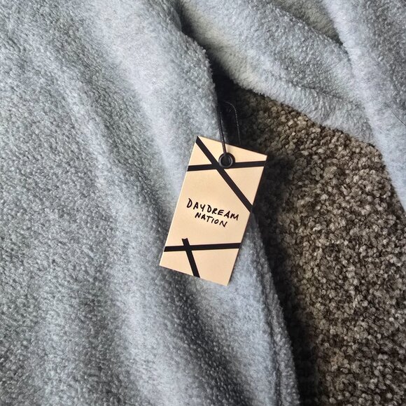 NWT REVOLVE Daydream Nation “Friday I'm in Love” Pullover Rain Cloud Grey Small - Picture 8 of 10